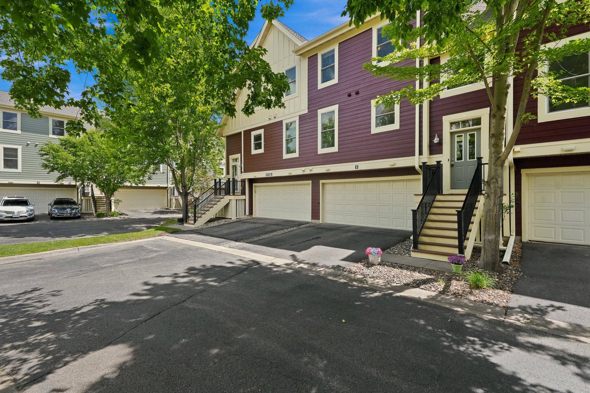 10736 Falling Water Lane, #B, Woodbury, MN 55129 10736 B Falling Water Lane MLS-5.jpg