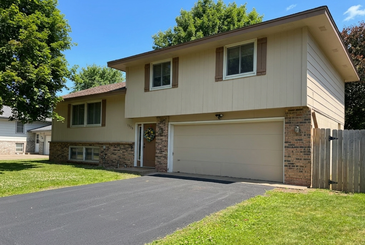 7356 Douglas Drive N, Brooklyn Park, MN 55443 Front1