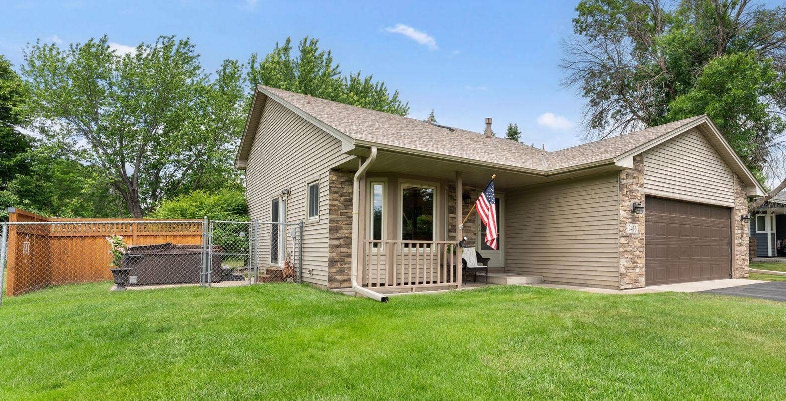 2416 95th Avenue N, Brooklyn Park, MN 55444 2416 95th Avenue N, Brooklyn Park, MN 55444