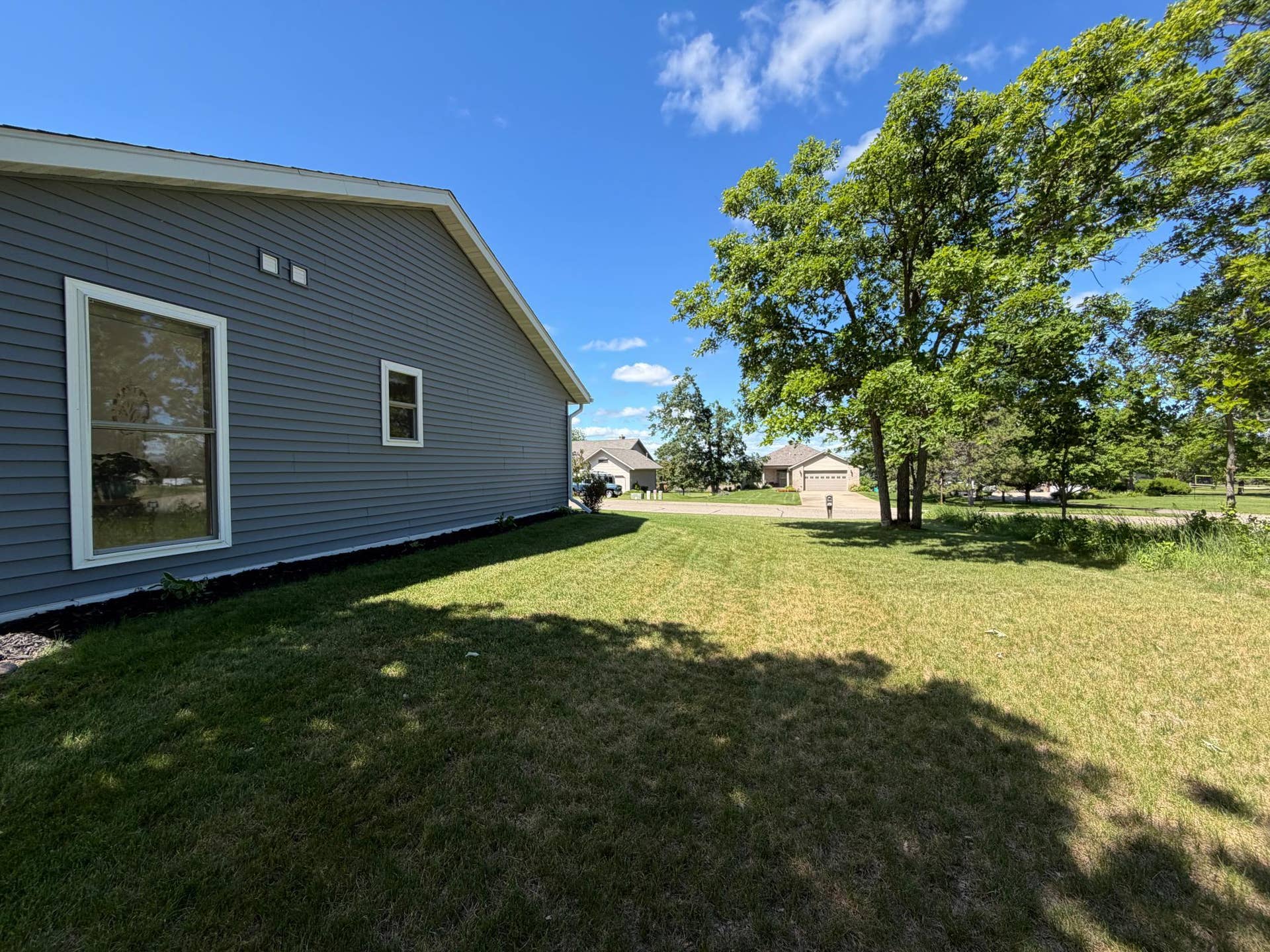 612 Irving Beach Drive SW, Bemidji, MN 56601 Side