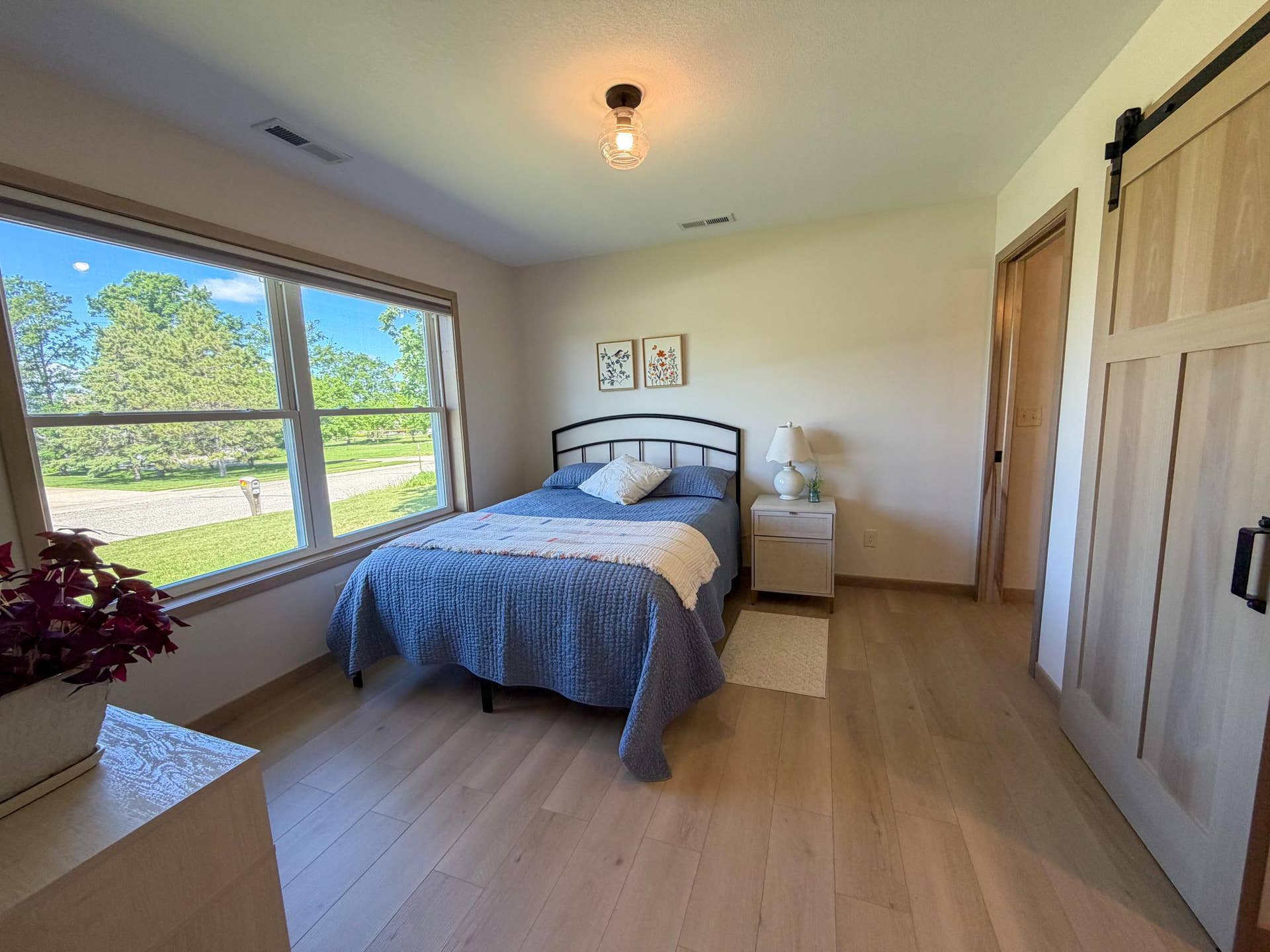 612 Irving Beach Drive SW, Bemidji, MN 56601 Bedroom 1