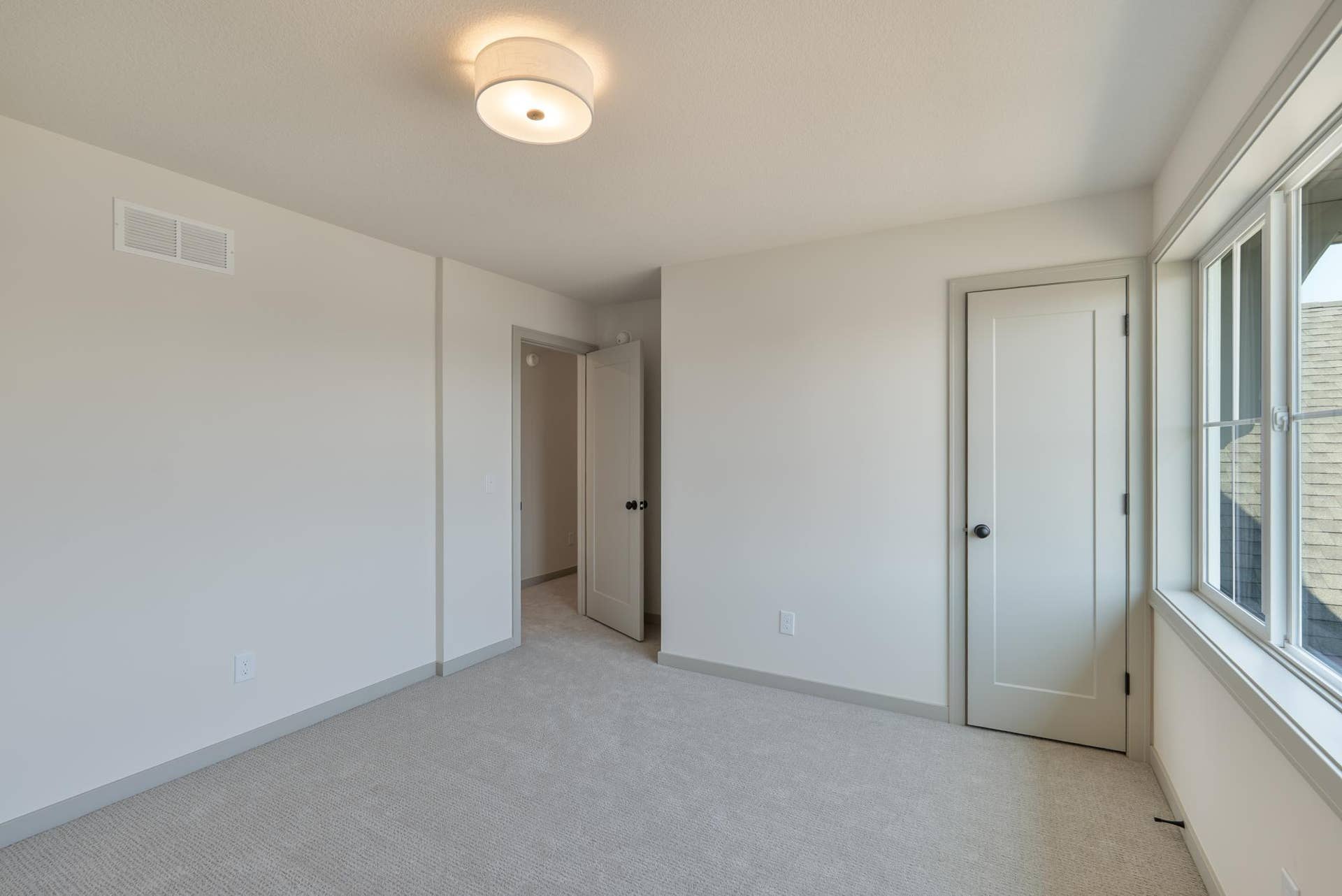5036 Airlake Draw, Woodbury, MN 55129 DSC02082-Edit.jpg