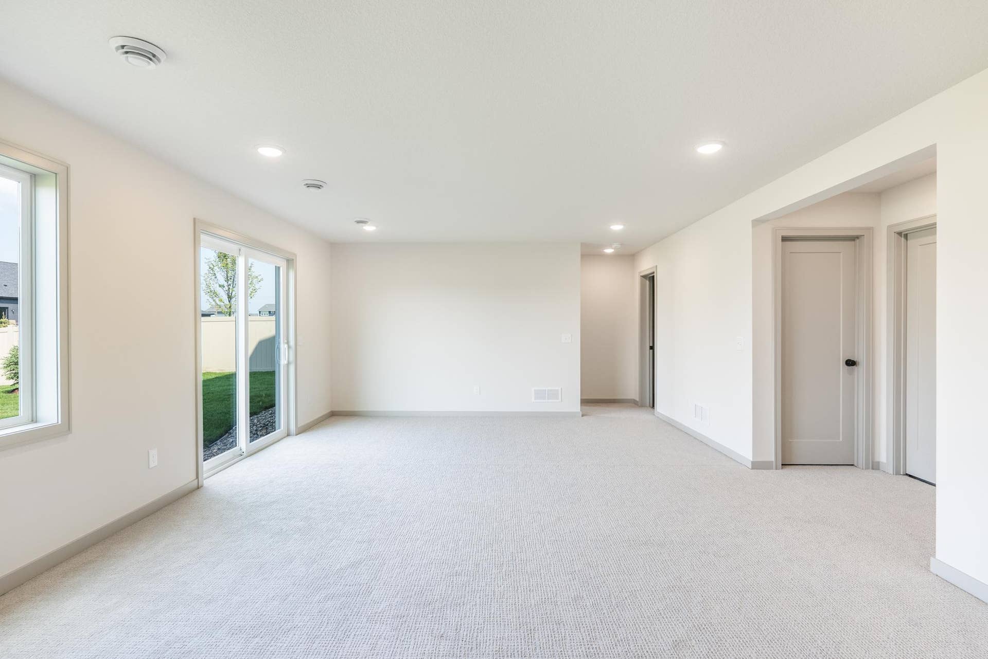 5036 Airlake Draw, Woodbury, MN 55129 DSC02512-Edit.jpg