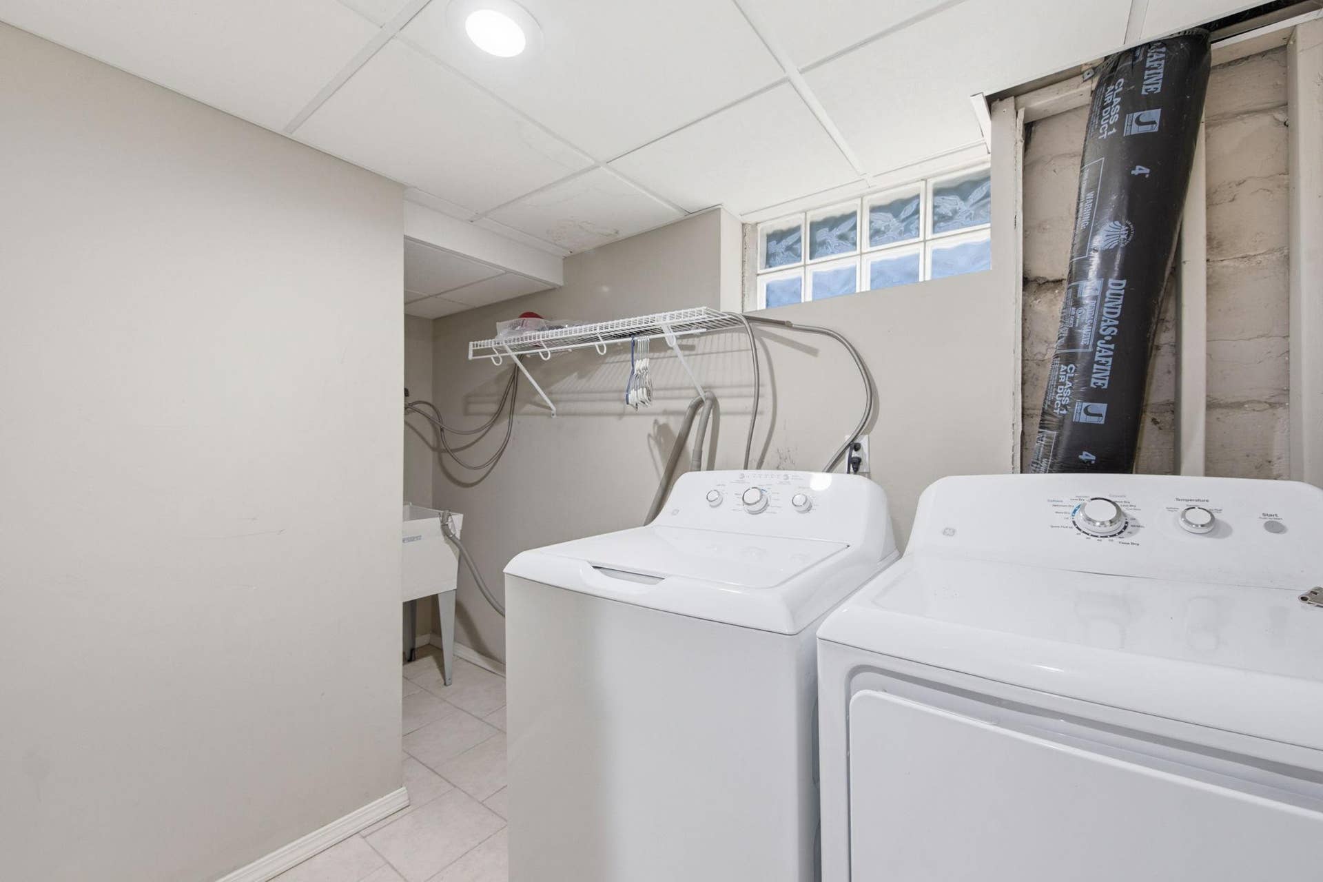 1004 Western Avenue N, 97, Saint Paul, MN 55117 Laundry Room