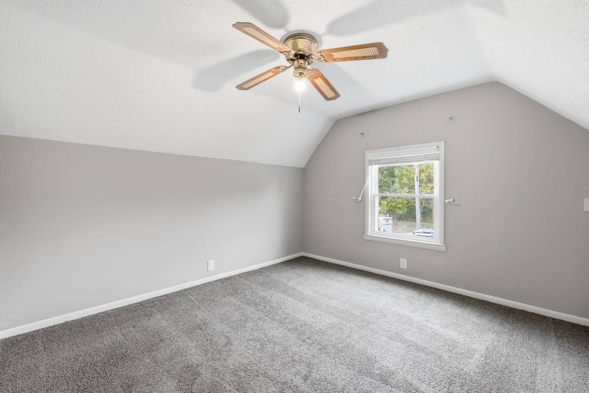 1004 Western Avenue N, 97, Saint Paul, MN 55117 Second Bedroom - Upper Level
