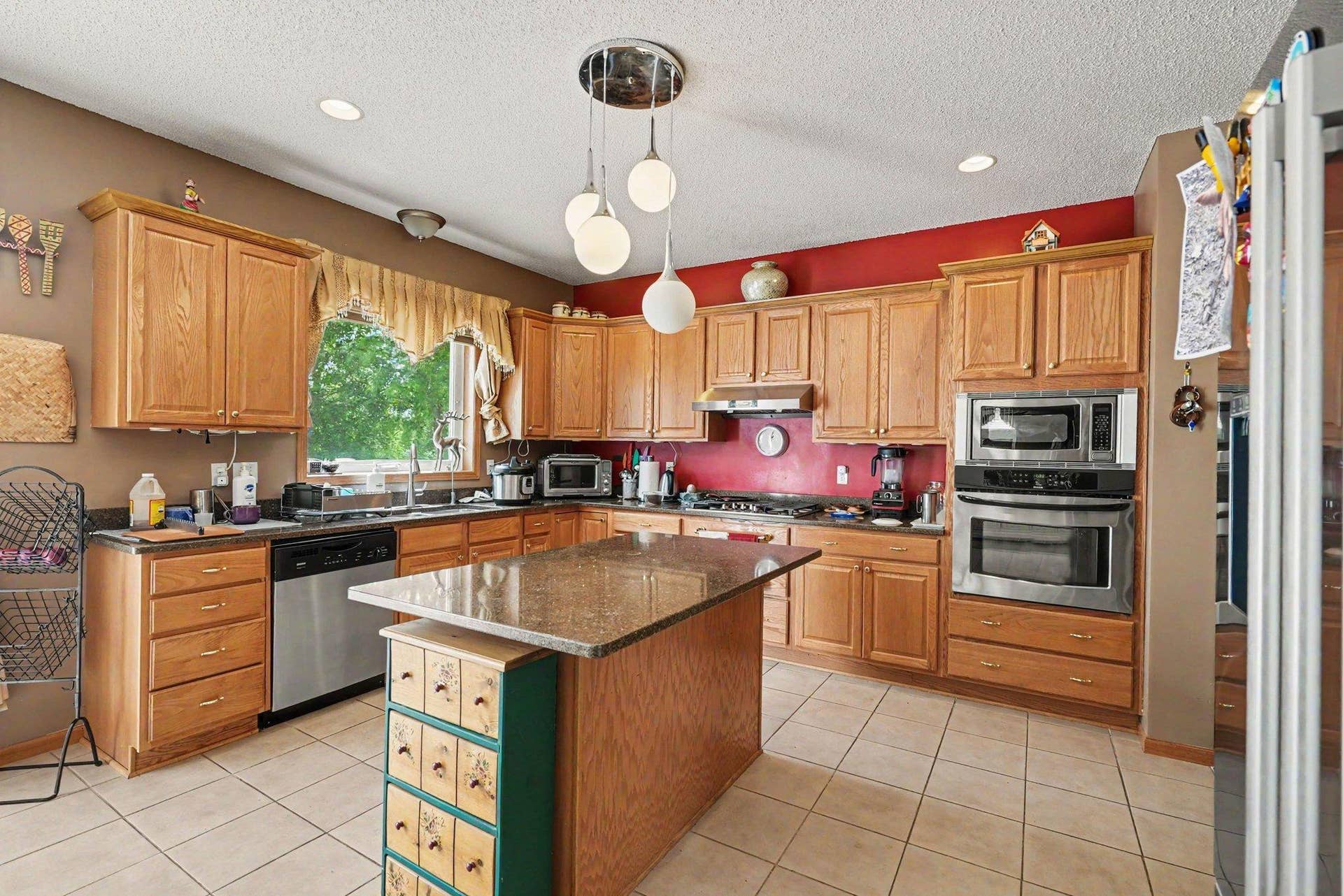6452 Pheasant Hills Drive, Hugo, MN 55038 6452 Pheasant Hills Drive, Hugo, MN 55038