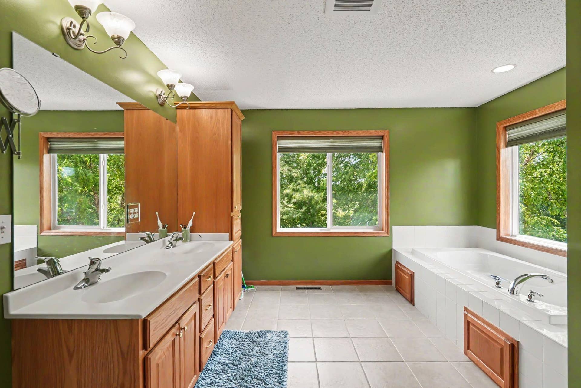 6452 Pheasant Hills Drive, Hugo, MN 55038 6452 Pheasant Hills Drive, Hugo, MN 55038