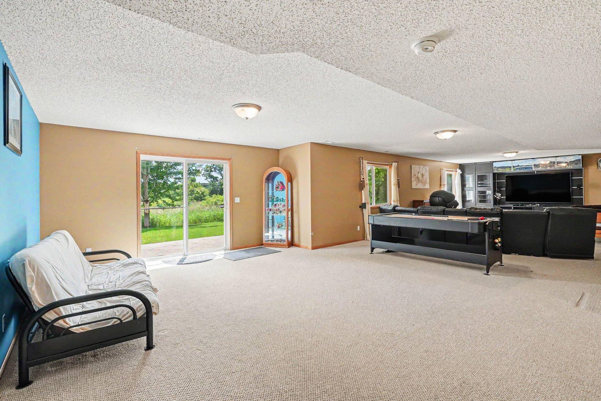6452 Pheasant Hills Drive, Hugo, MN 55038 6452 Pheasant Hills Drive, Hugo, MN 55038