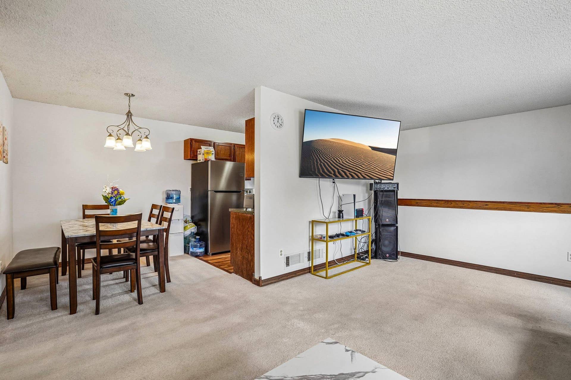 6627 84th Court N, Brooklyn Park, MN 55445 6627 84th Court N, Brooklyn Park, MN 55445