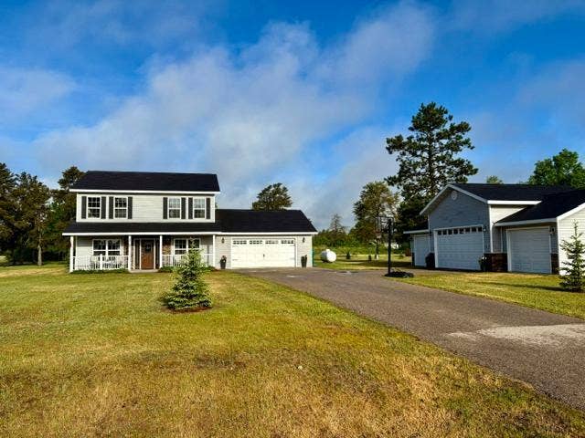 8035 Moidore Drive NW, Bemidji, MN 56601 Front