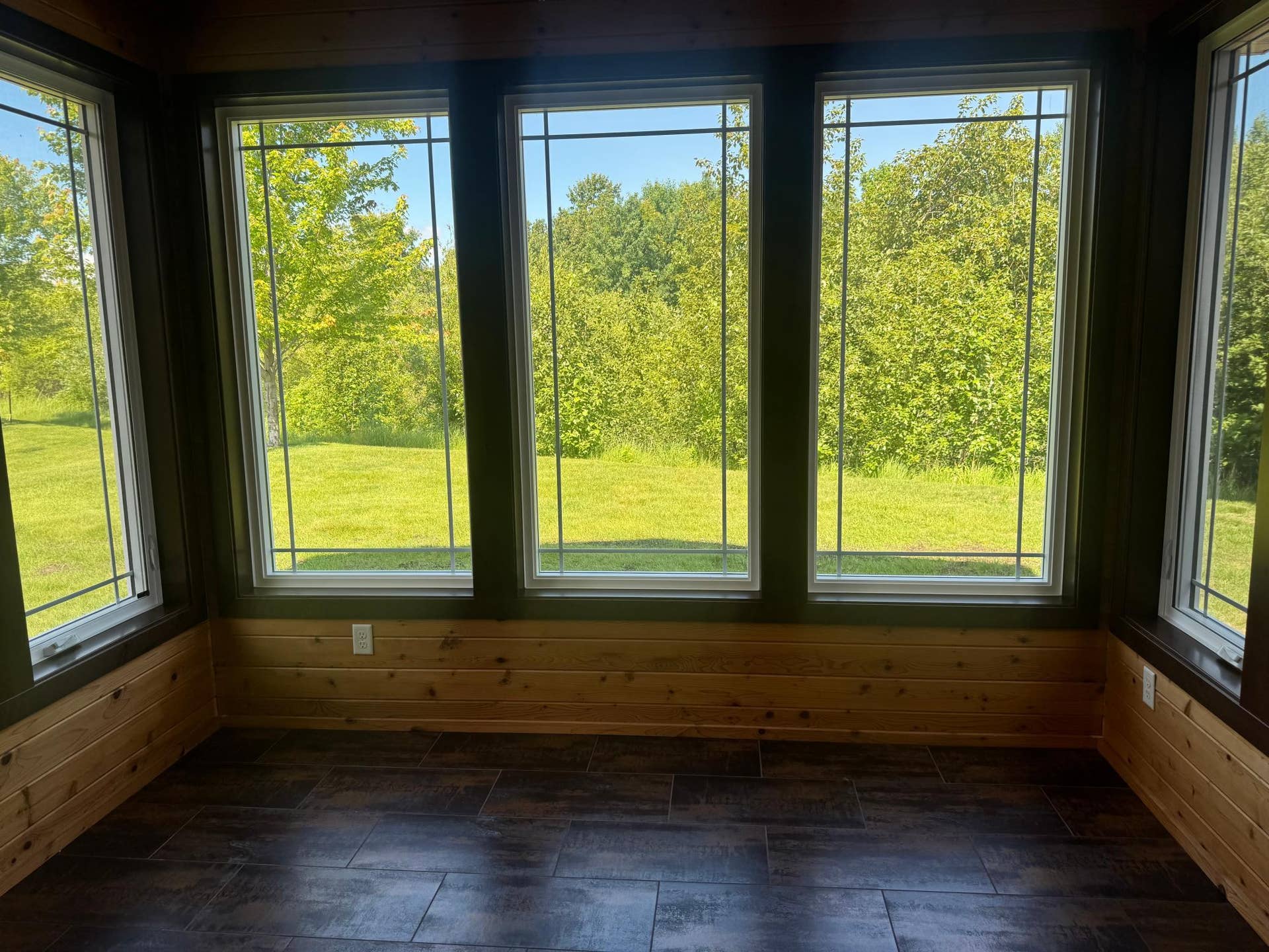 1300 Event Center Drive NE, #5, Bemidji, MN 56601 Sunroom