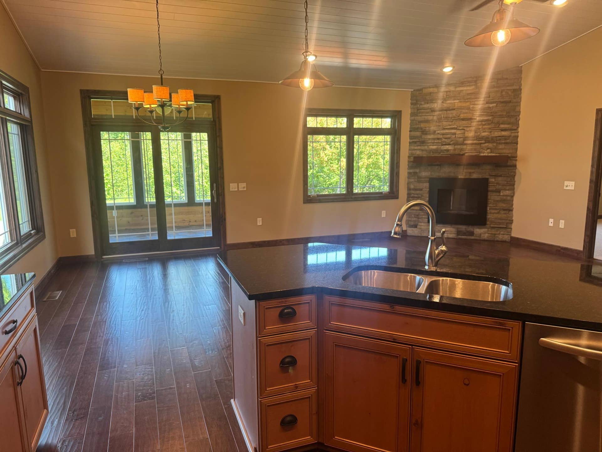 1300 Event Center Drive NE, #5, Bemidji, MN 56601 Kitchen / dining