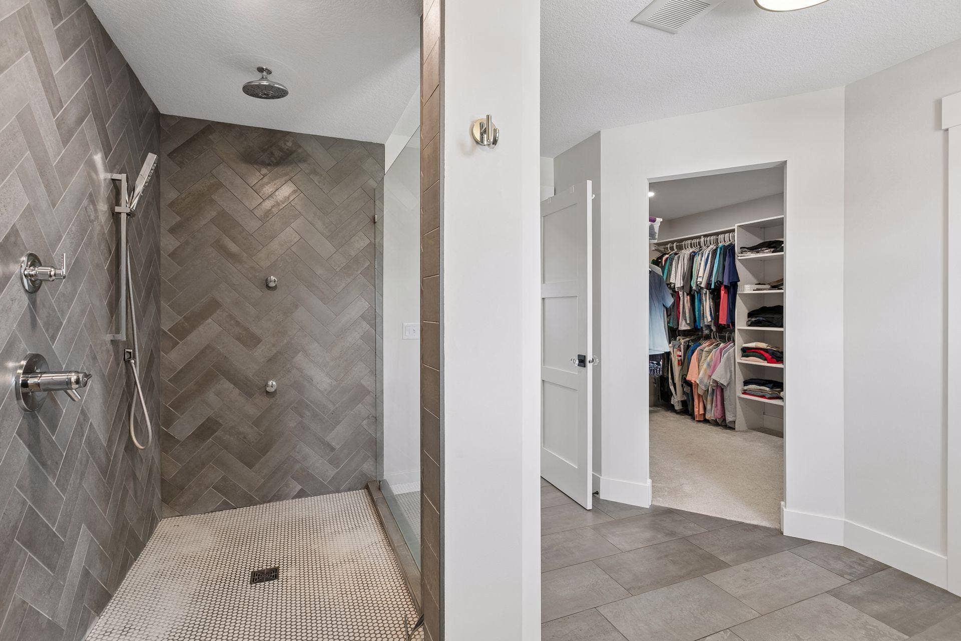 6288 Weston Lane N, Maple Grove, MN 55311 6288 Weston Lane N, Maple Grove, MN 55311