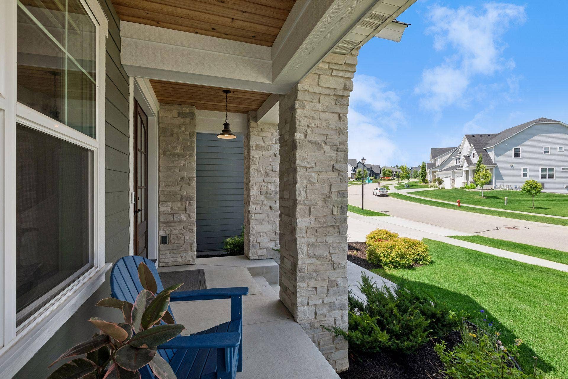 6288 Weston Lane N, Maple Grove, MN 55311 Front Porch