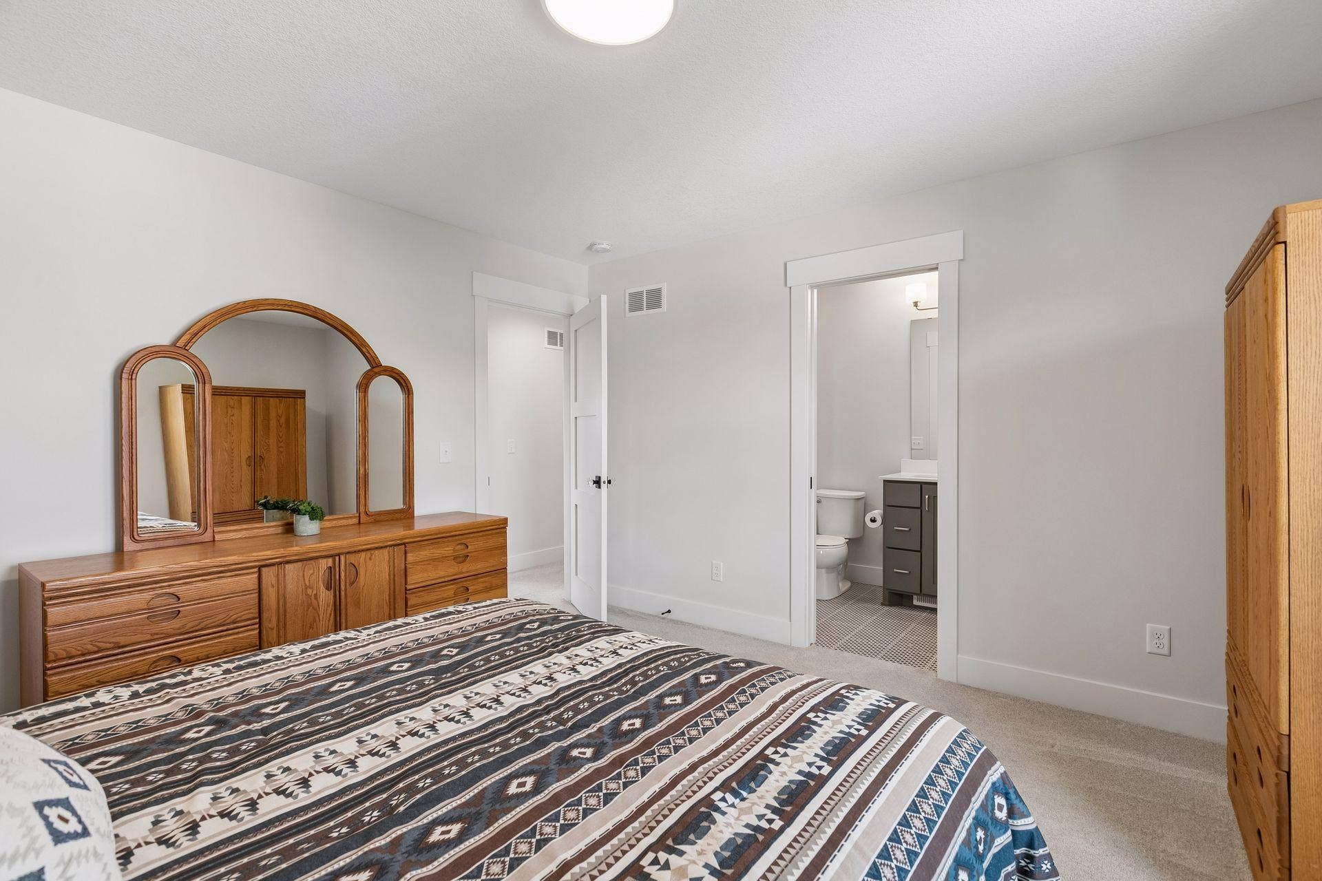 6288 Weston Lane N, Maple Grove, MN 55311 6288 Weston Lane N, Maple Grove, MN 55311