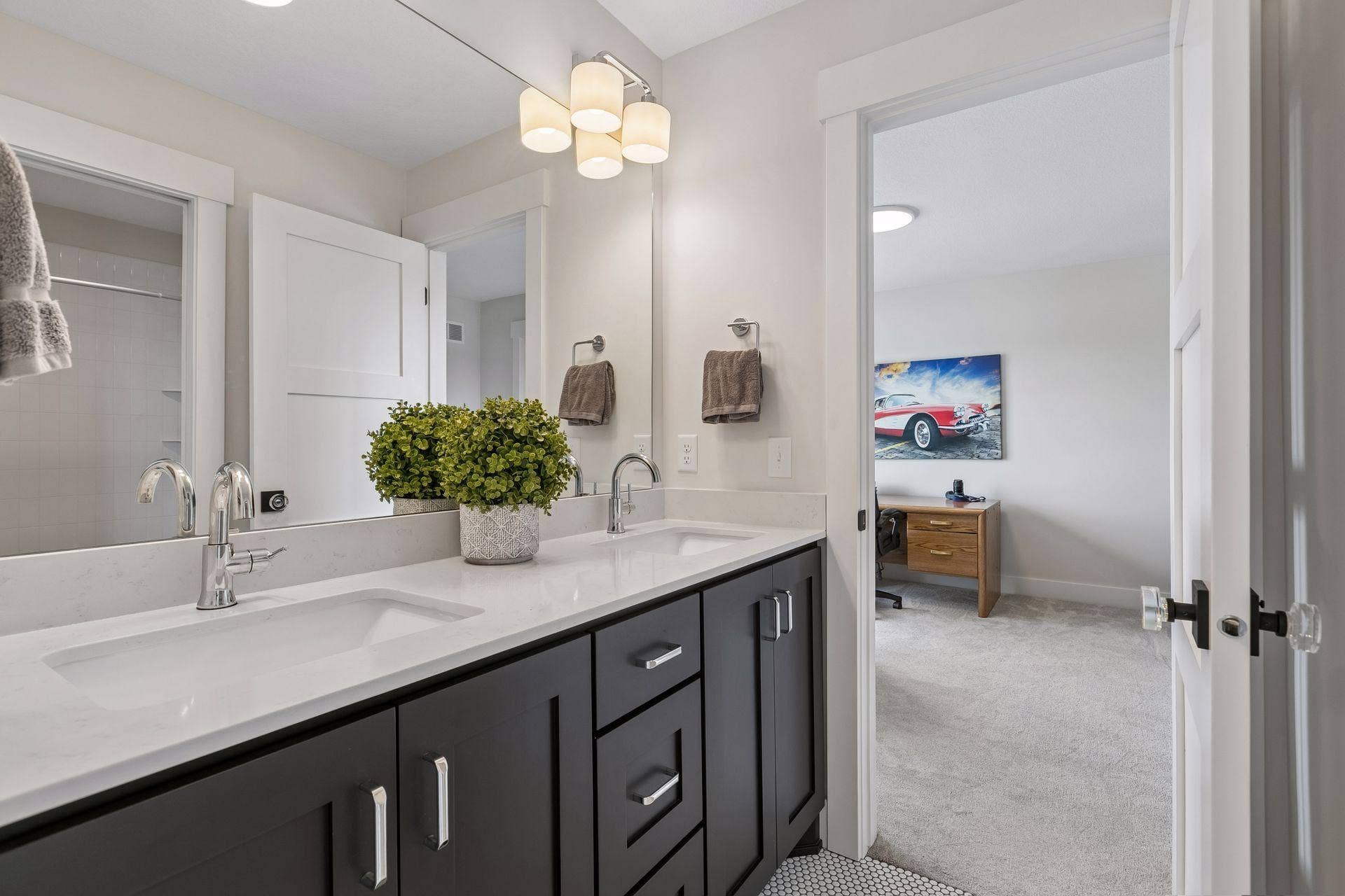 6288 Weston Lane N, Maple Grove, MN 55311 Jack & Jill Bath Upper Level