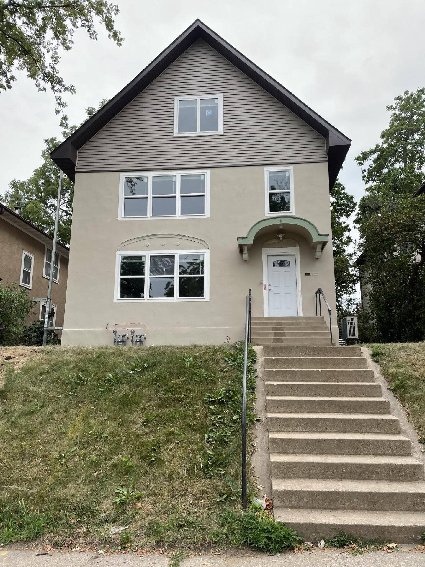 1952 Saint Clair Avenue, 95, Saint Paul, MN 55105 1952 saint clair front.jpg
