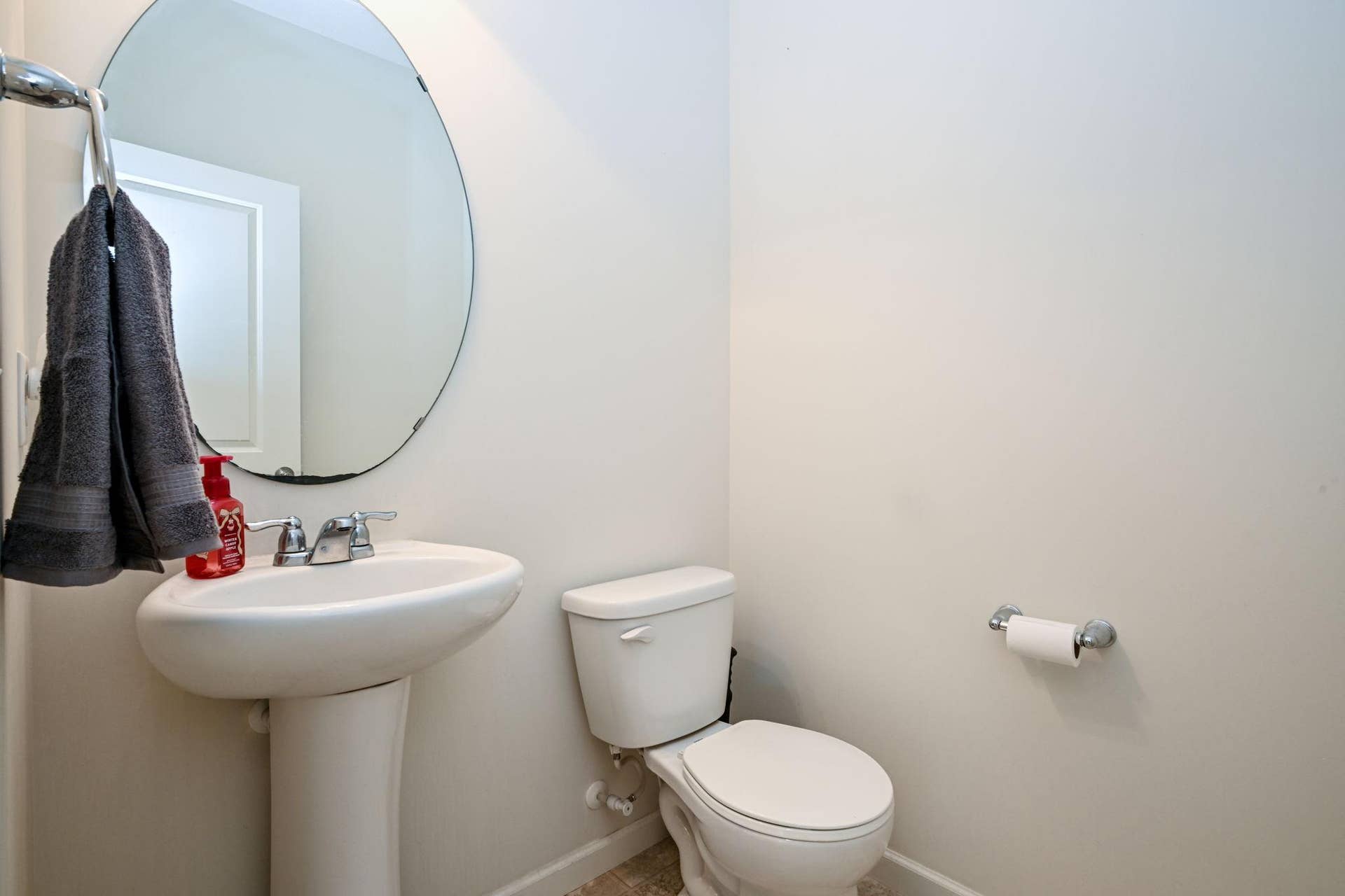 9343 Compass Pointe Road, Woodbury, MN 55129 9343 Compass Pointe Road, Woodbury, MN 55129