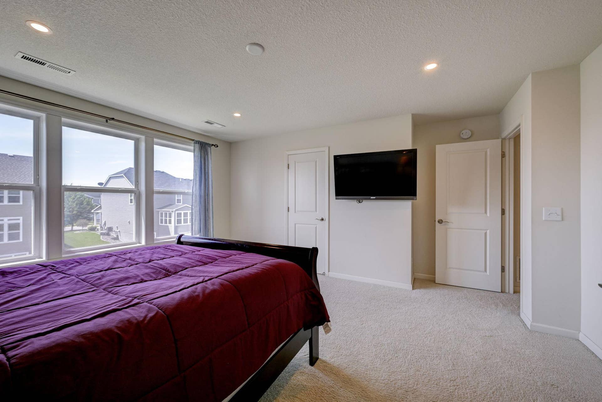 9343 Compass Pointe Road, Woodbury, MN 55129 9343 Compass Pointe Road, Woodbury, MN 55129