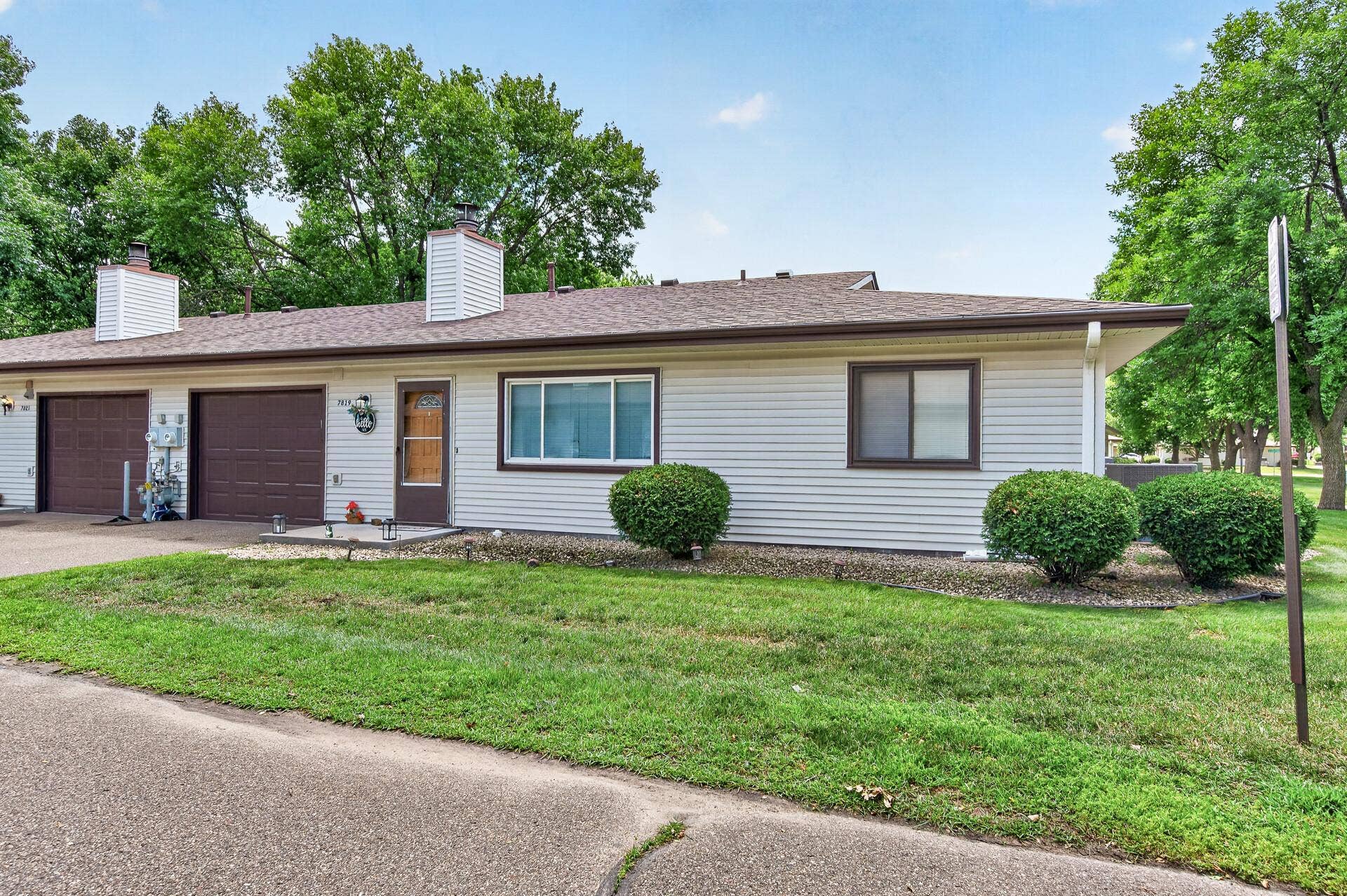 7819 85th Court N, Brooklyn Park, MN 55445 03_7819_85th3_mls.jpg