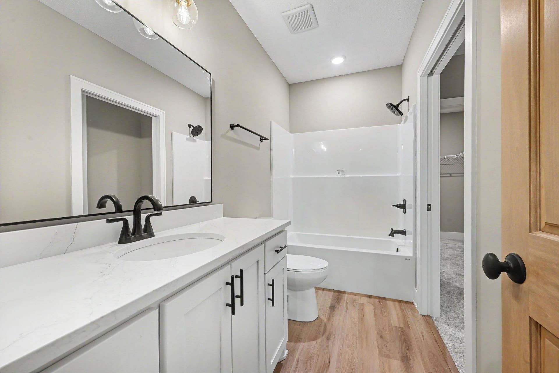 4044 Merriam Road, Minnetonka, MN 55305 032_file_2142.jpg
