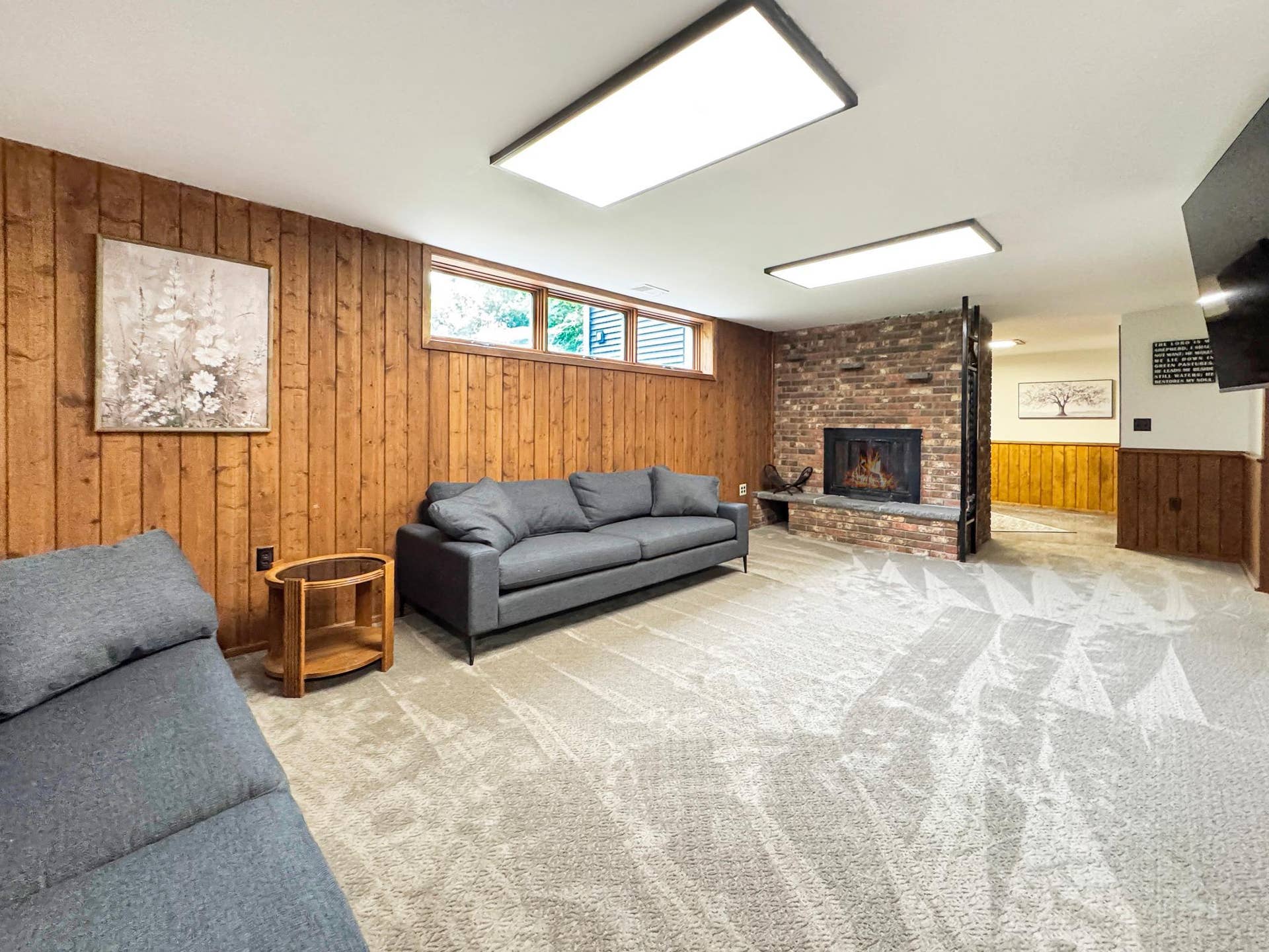 6020 Shady Lane NE, Bemidji, MN 56601 Family room