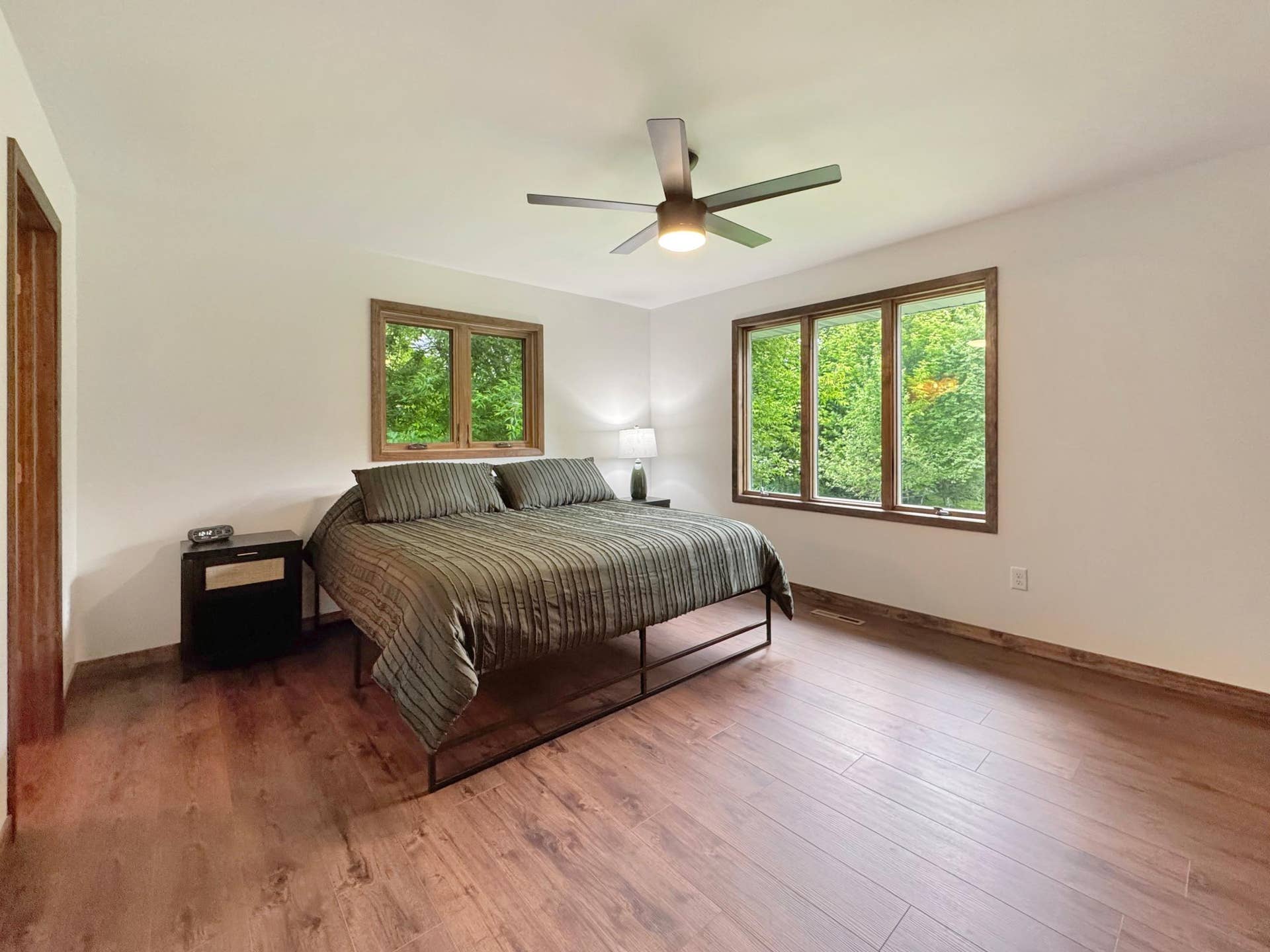 6020 Shady Lane NE, Bemidji, MN 56601 Primary Suite