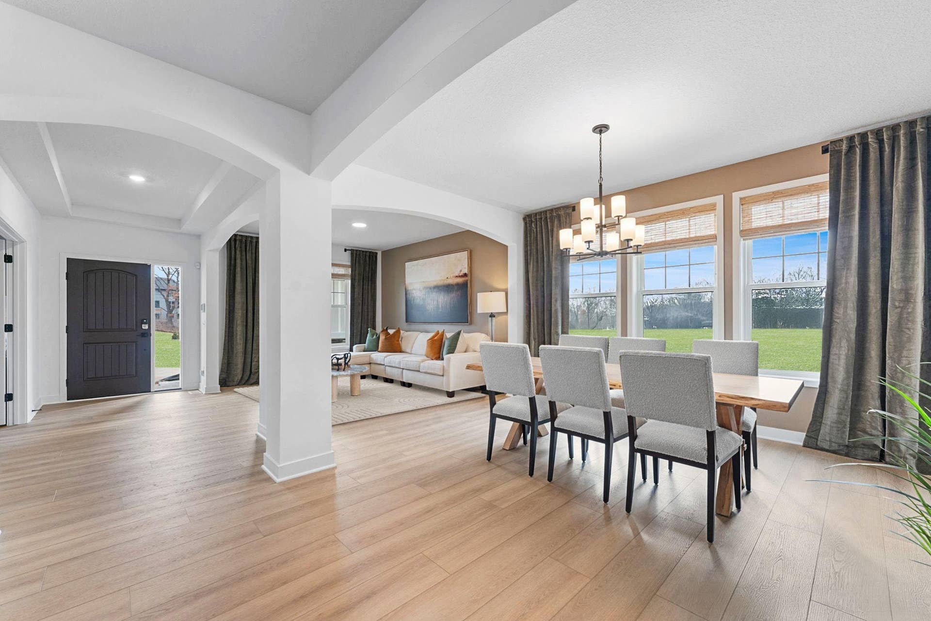 1848 Royal Boulevard N, Lake Elmo, MN 55042 Photo is of the actual home!