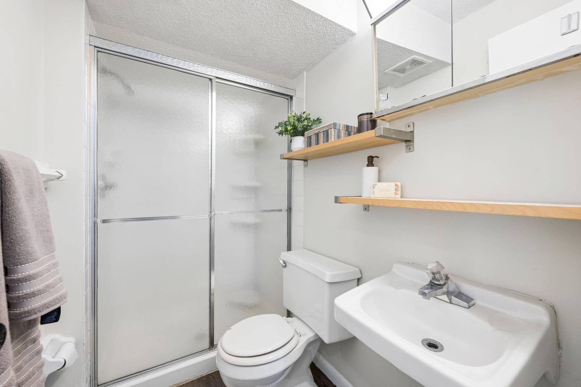 10731 Aquila Avenue S, Bloomington, MN 55438 Basement level 3/4 bath.