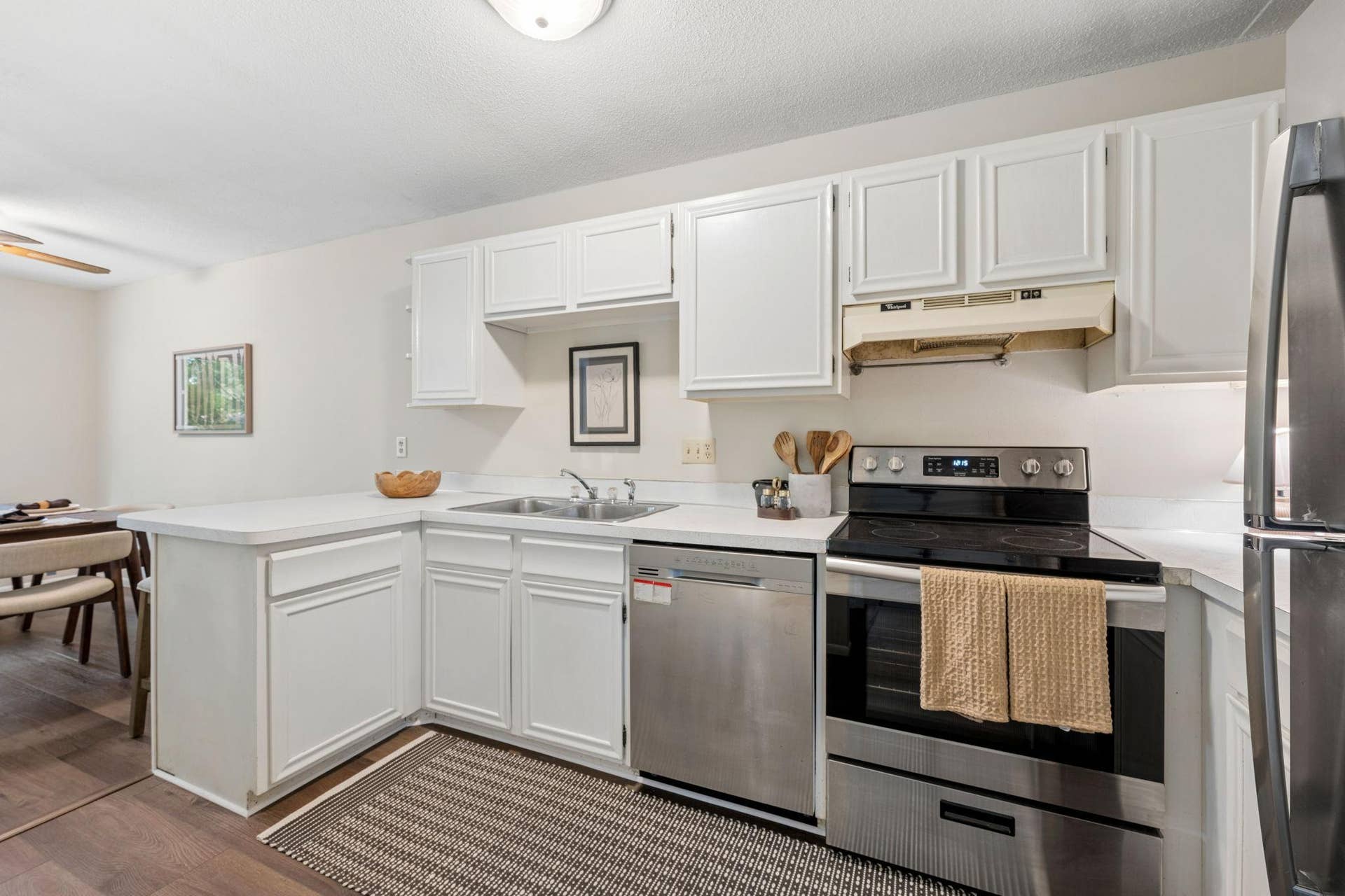 10731 Aquila Avenue S, Bloomington, MN 55438 10731 Aquila Avenue S, Bloomington, MN 55438
