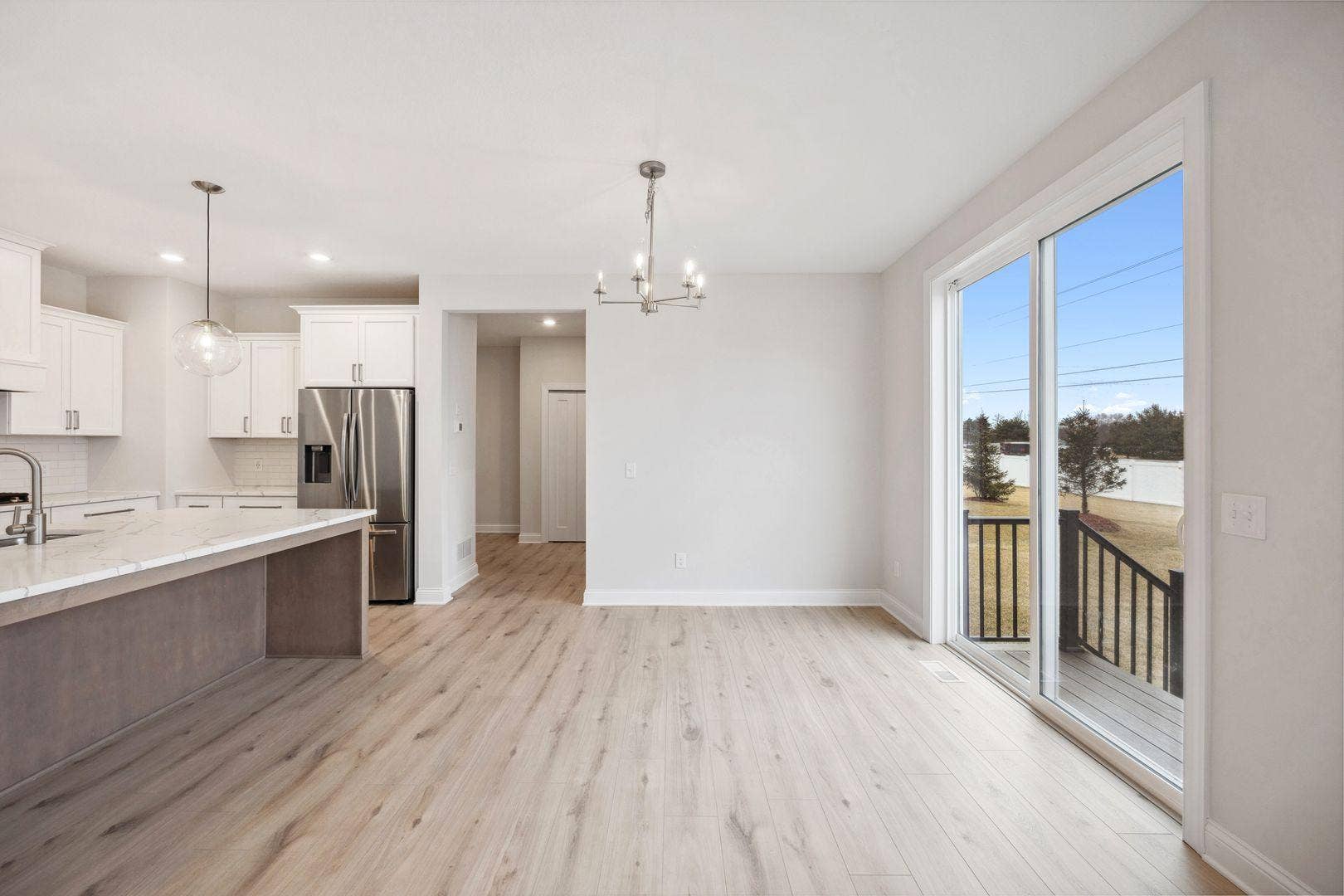 10268 Arrowwood Path, Woodbury, MN 55129 12.jpg