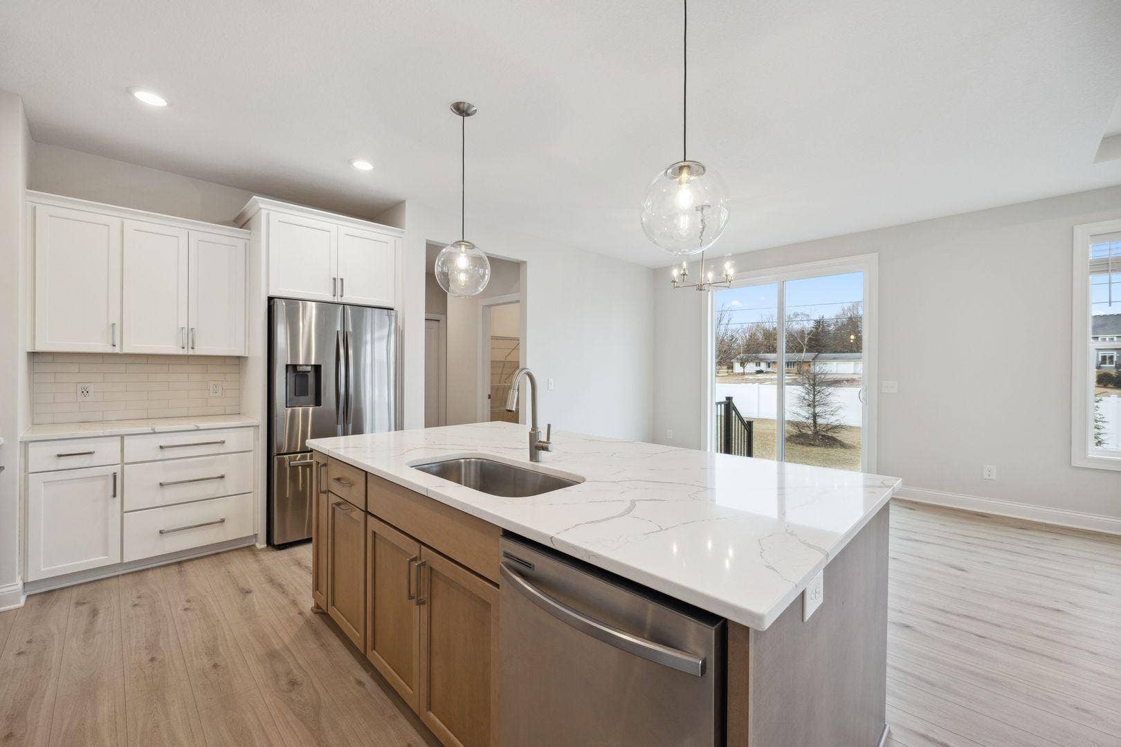 10268 Arrowwood Path, Woodbury, MN 55129 16.jpg