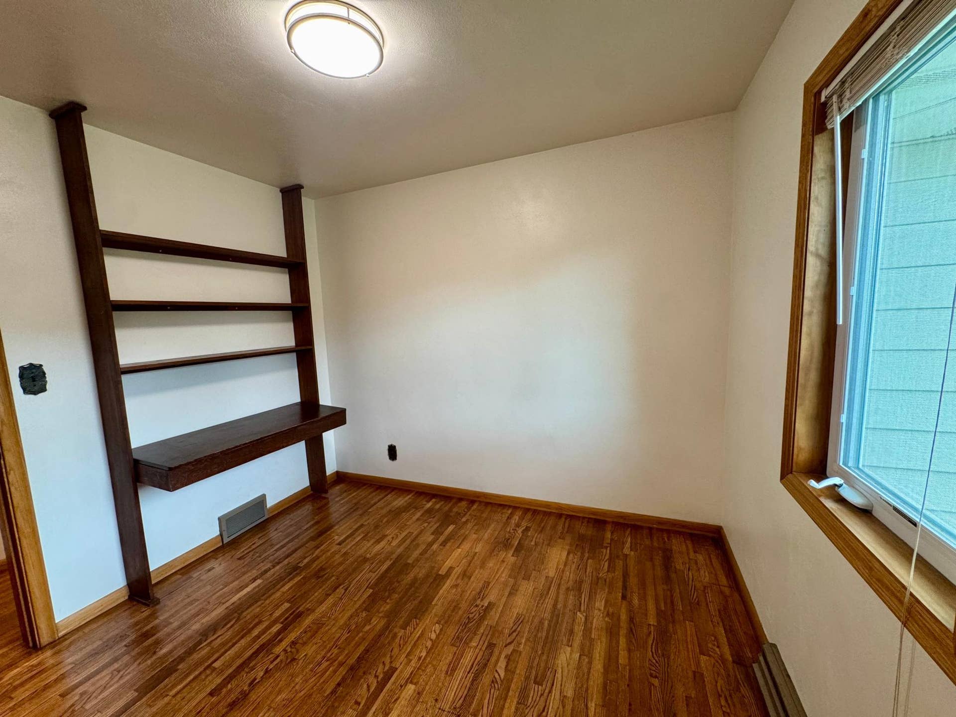 1706 Irvine Avenue NW, Bemidji, MN 56601 3rd Bedroom 1.jpeg