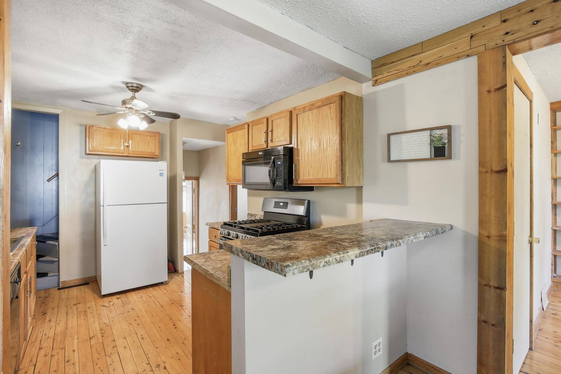5311 Knox Avenue N, Brooklyn Center, MN 55430 8-print-5311-Knox-Ave-N-08.jpg