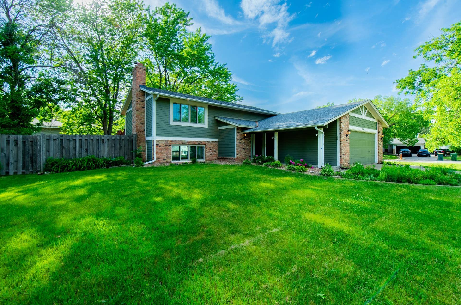 7965 Sierra Parkway, Brooklyn Park, MN 55444 1-850_4568-HDR.jpg