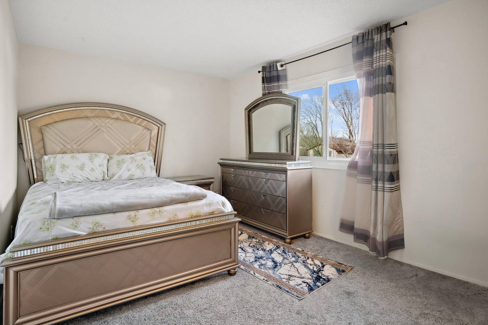 6311 84th Court N, Brooklyn Park, MN 55445 6311 84th Court N, Brooklyn Park, MN 55445
