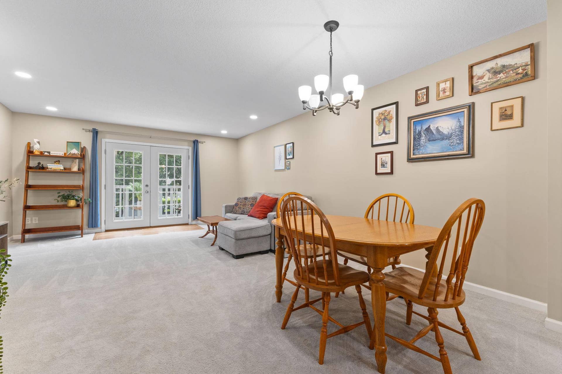 1860 Mcmenemy Street, #K, Maplewood, MN 55117 1860 Mcmenemy Street, #K, Maplewood, MN 55117