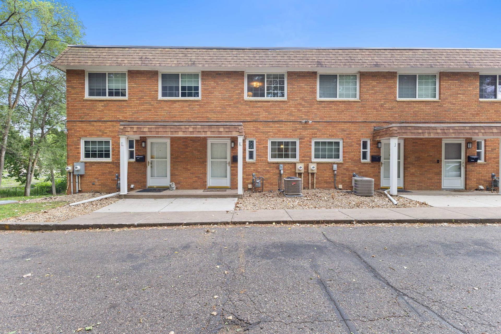 1860 Mcmenemy Street, #K, Maplewood, MN 55117 1860 Mcmenemy Street, #K, Maplewood, MN 55117
