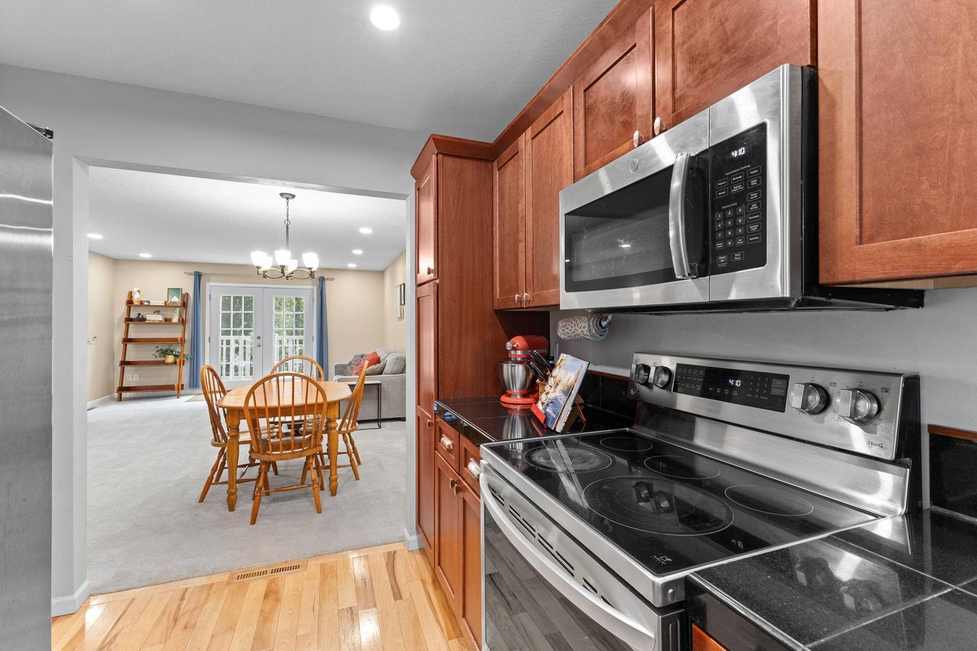 1860 Mcmenemy Street, #K, Maplewood, MN 55117 1860 Mcmenemy Street, #K, Maplewood, MN 55117