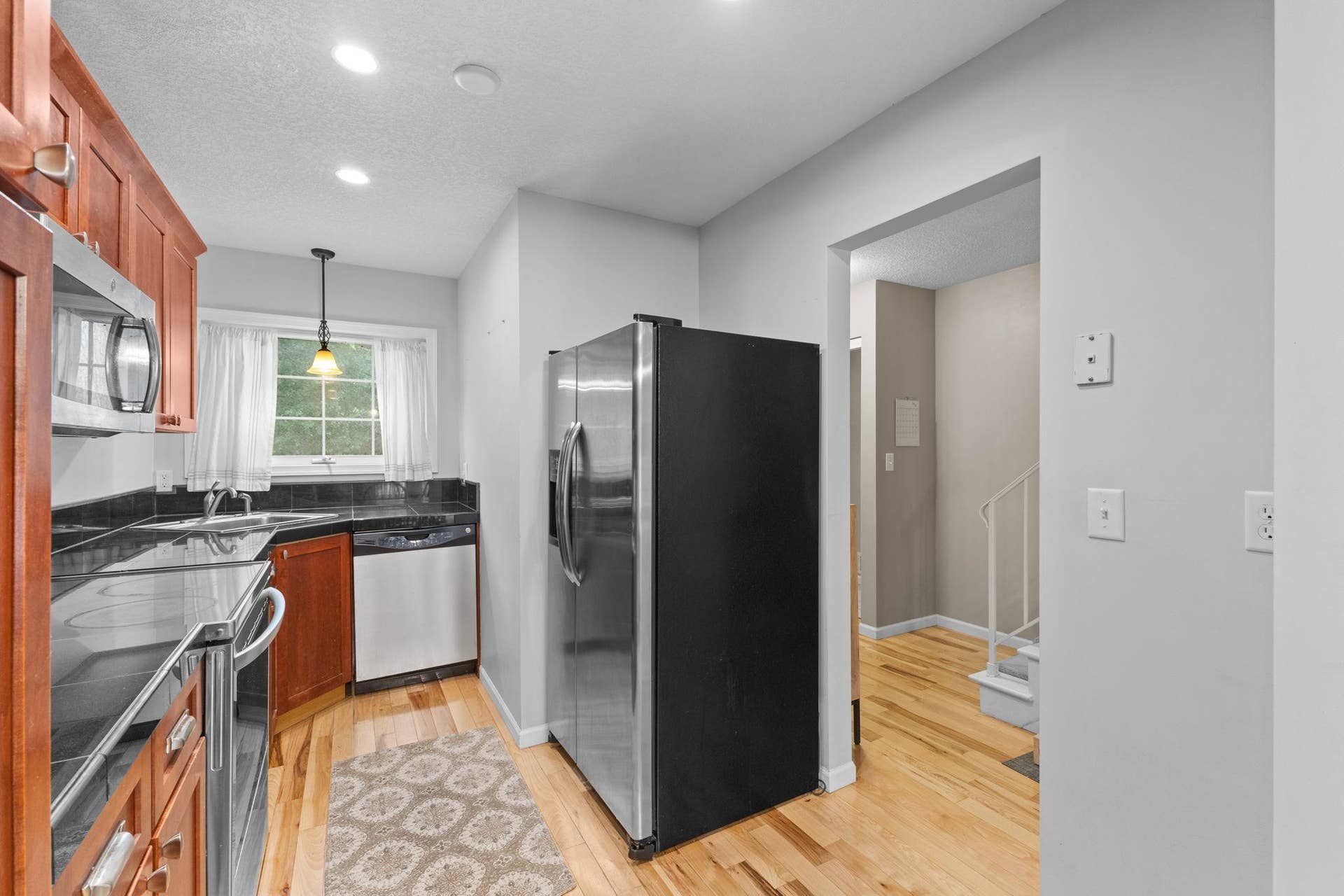 1860 Mcmenemy Street, #K, Maplewood, MN 55117 1860 Mcmenemy Street, #K, Maplewood, MN 55117
