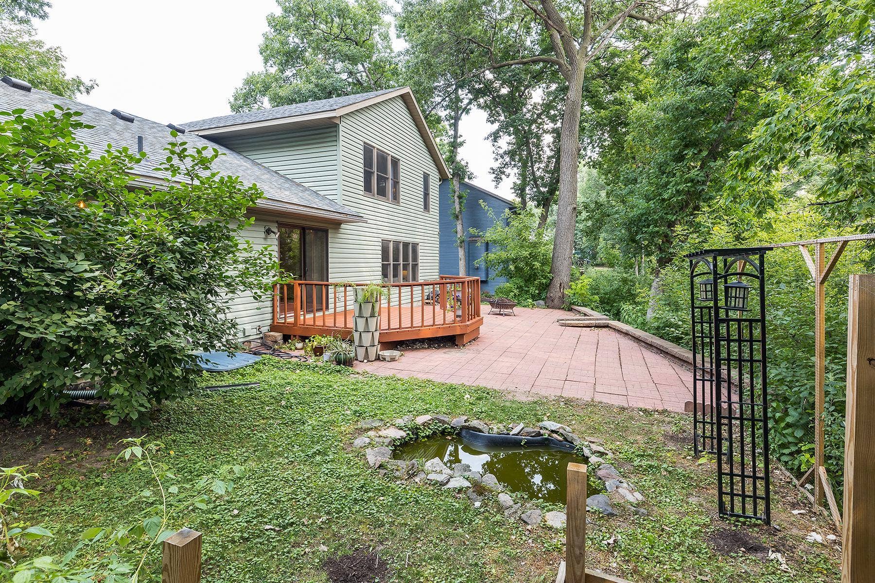 570 Dorland Road S, Maplewood, MN 55119 570 Dorland Road S, Maplewood, MN 55119