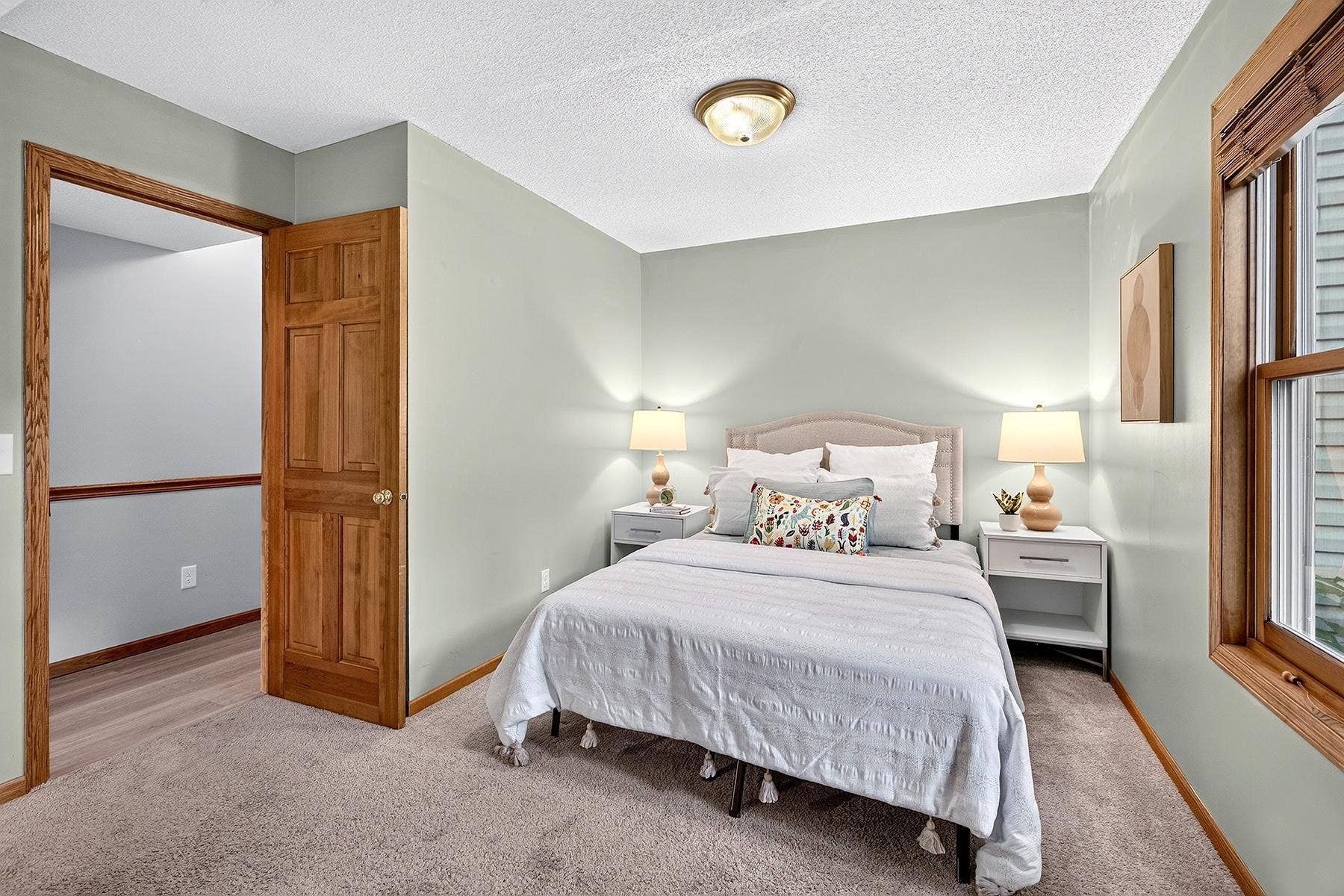 570 Dorland Road S, Maplewood, MN 55119 web_bedroom main 2.jpg
