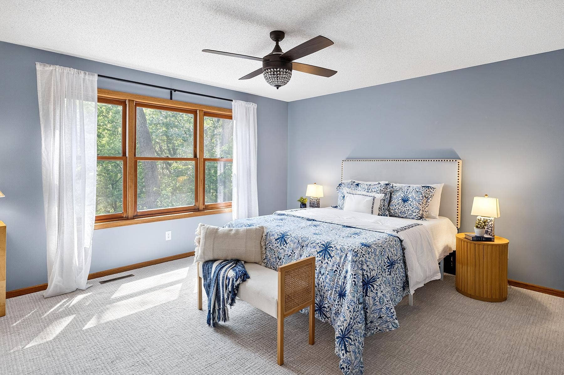 570 Dorland Road S, Maplewood, MN 55119 web_bedroom primary 1.jpg