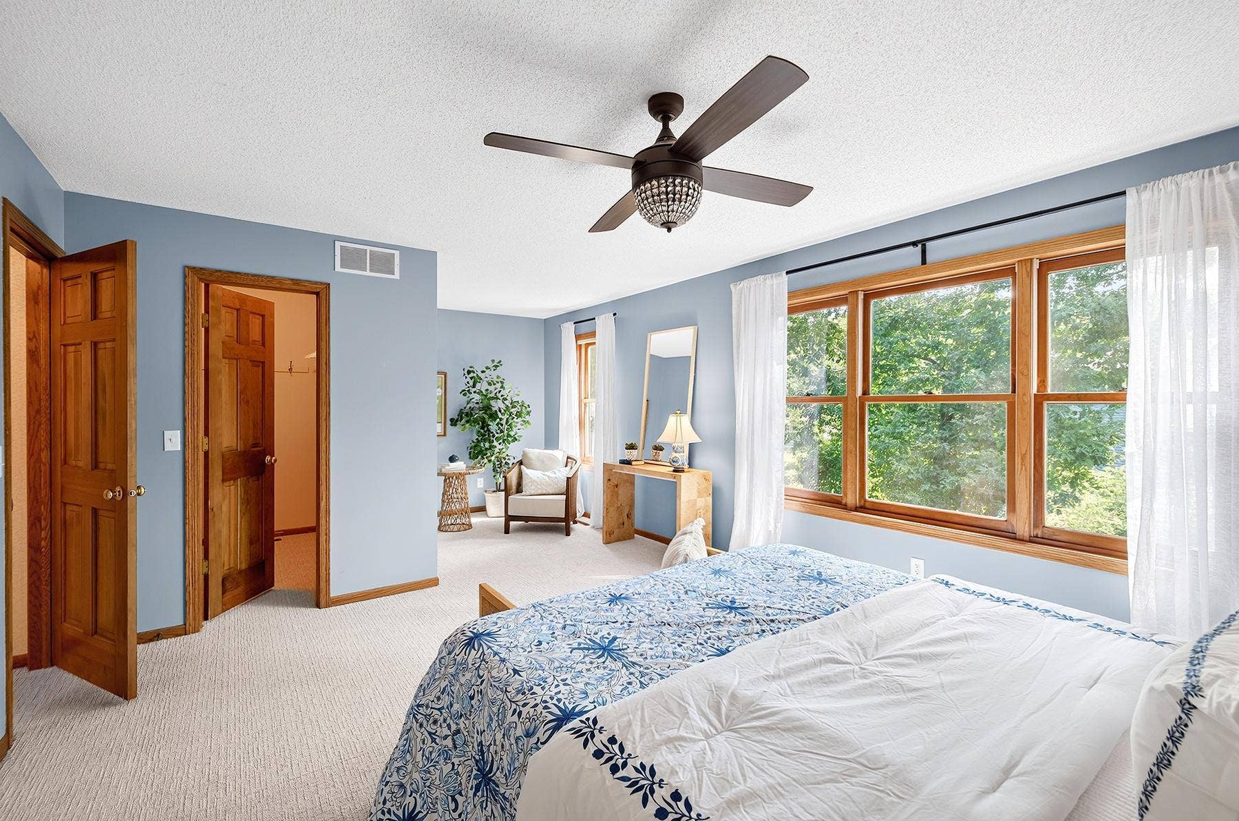 570 Dorland Road S, Maplewood, MN 55119 web_Bedroom primary 2.jpg