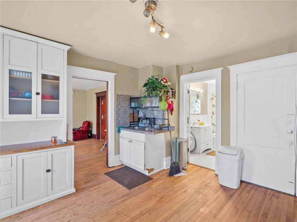 3213 Minnehaha Avenue, 44, Minneapolis, MN 55406 13.jpg