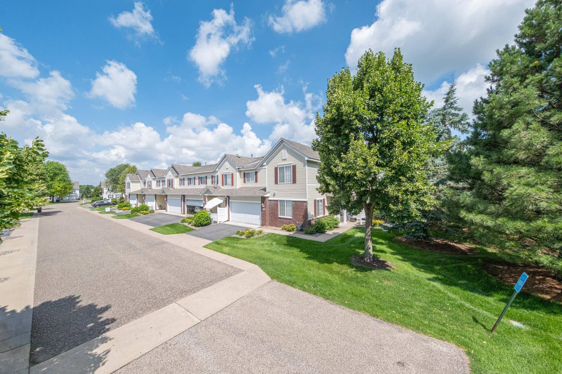 3775 Hazel Trail, #G, Woodbury, MN 55129 DSCF7740.jpg