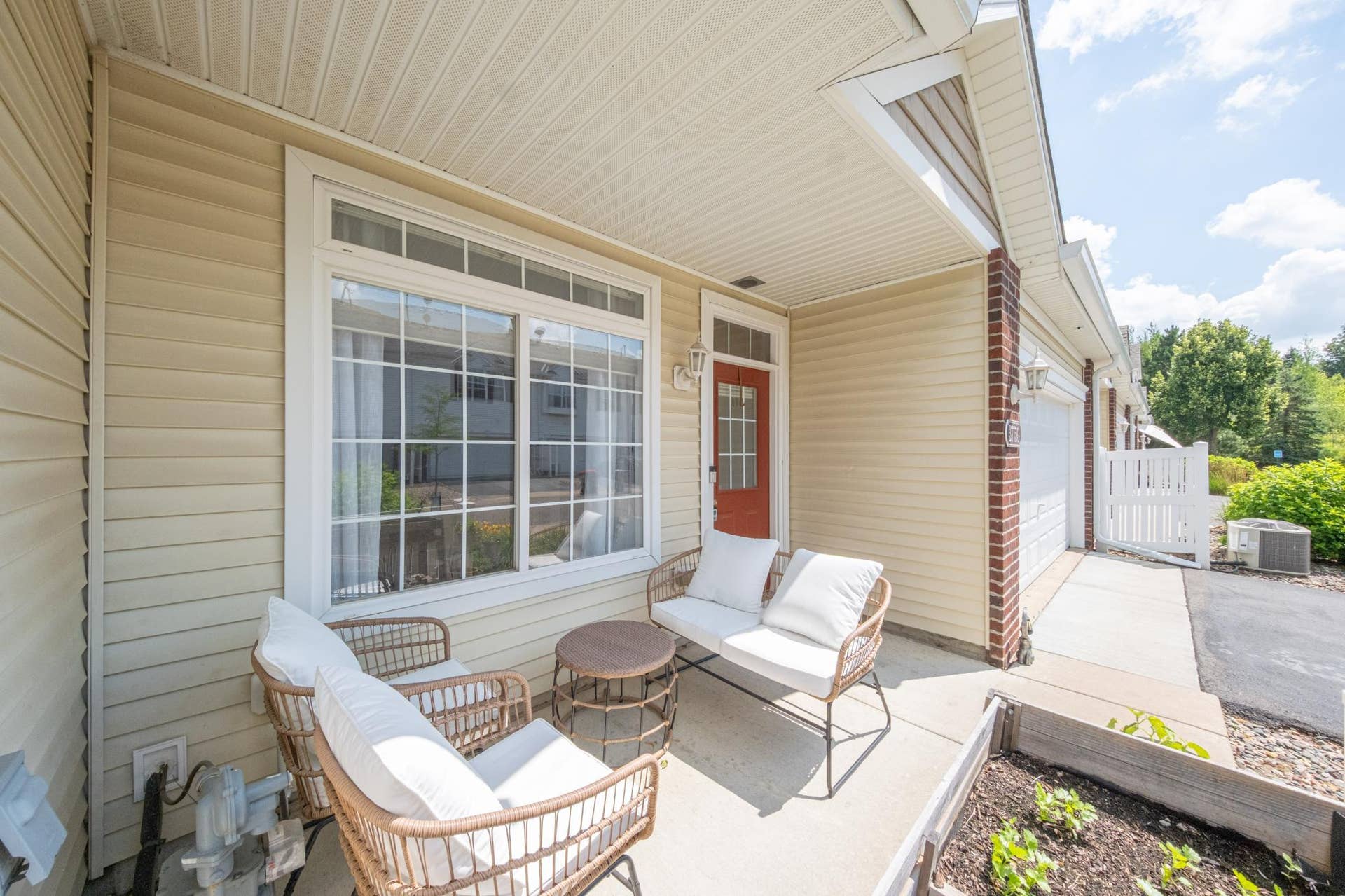 3775 Hazel Trail, #G, Woodbury, MN 55129 DSCF7737.jpg