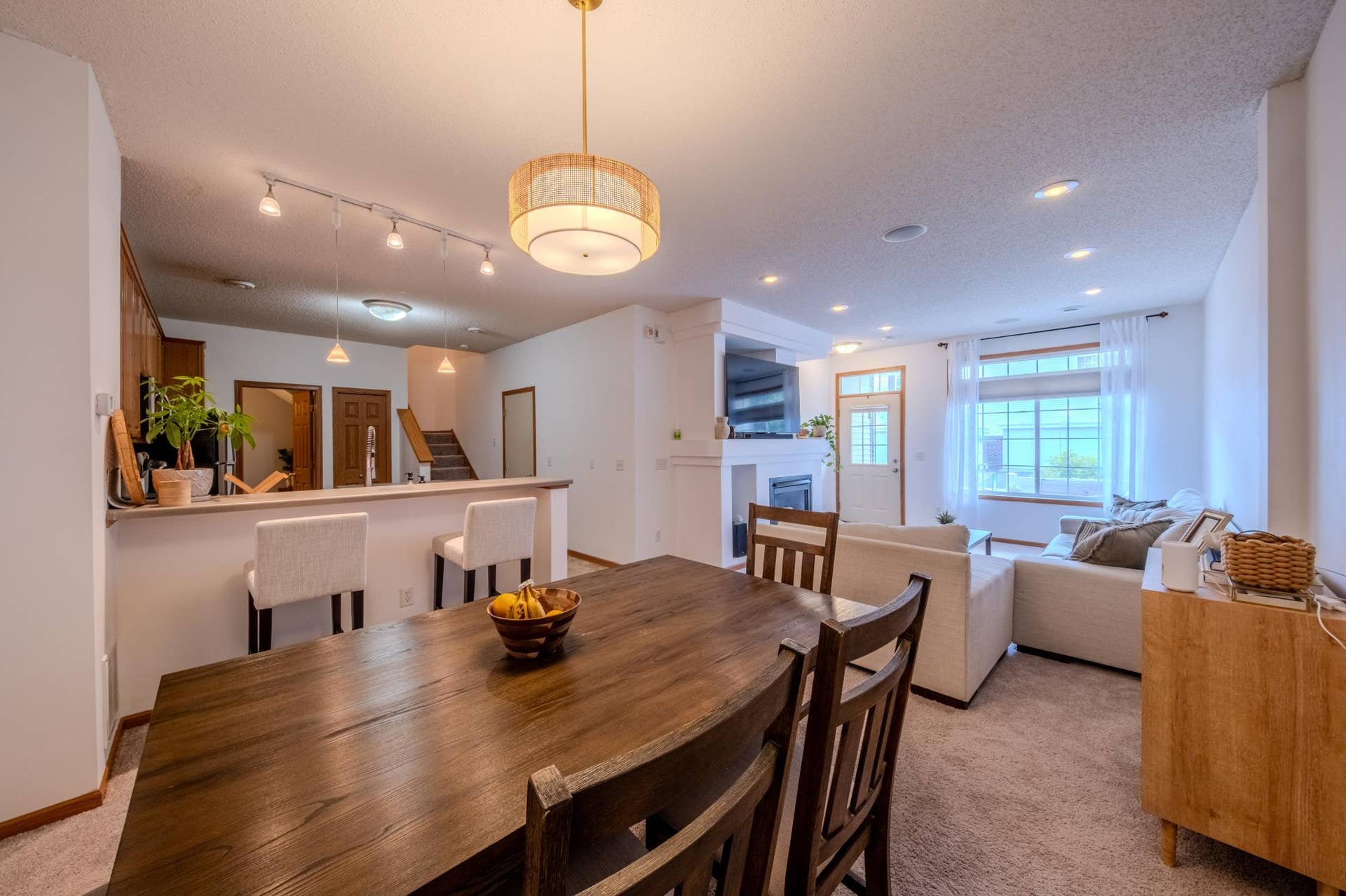 3775 Hazel Trail, #G, Woodbury, MN 55129 DSCF7667-HDR.jpg