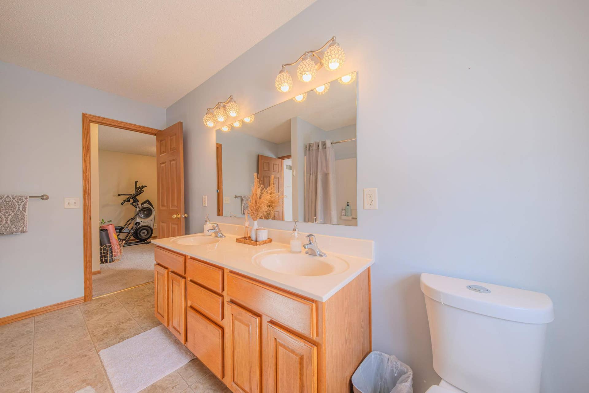 3775 Hazel Trail, #G, Woodbury, MN 55129 DSCF6083-Enhanced-NR.jpg