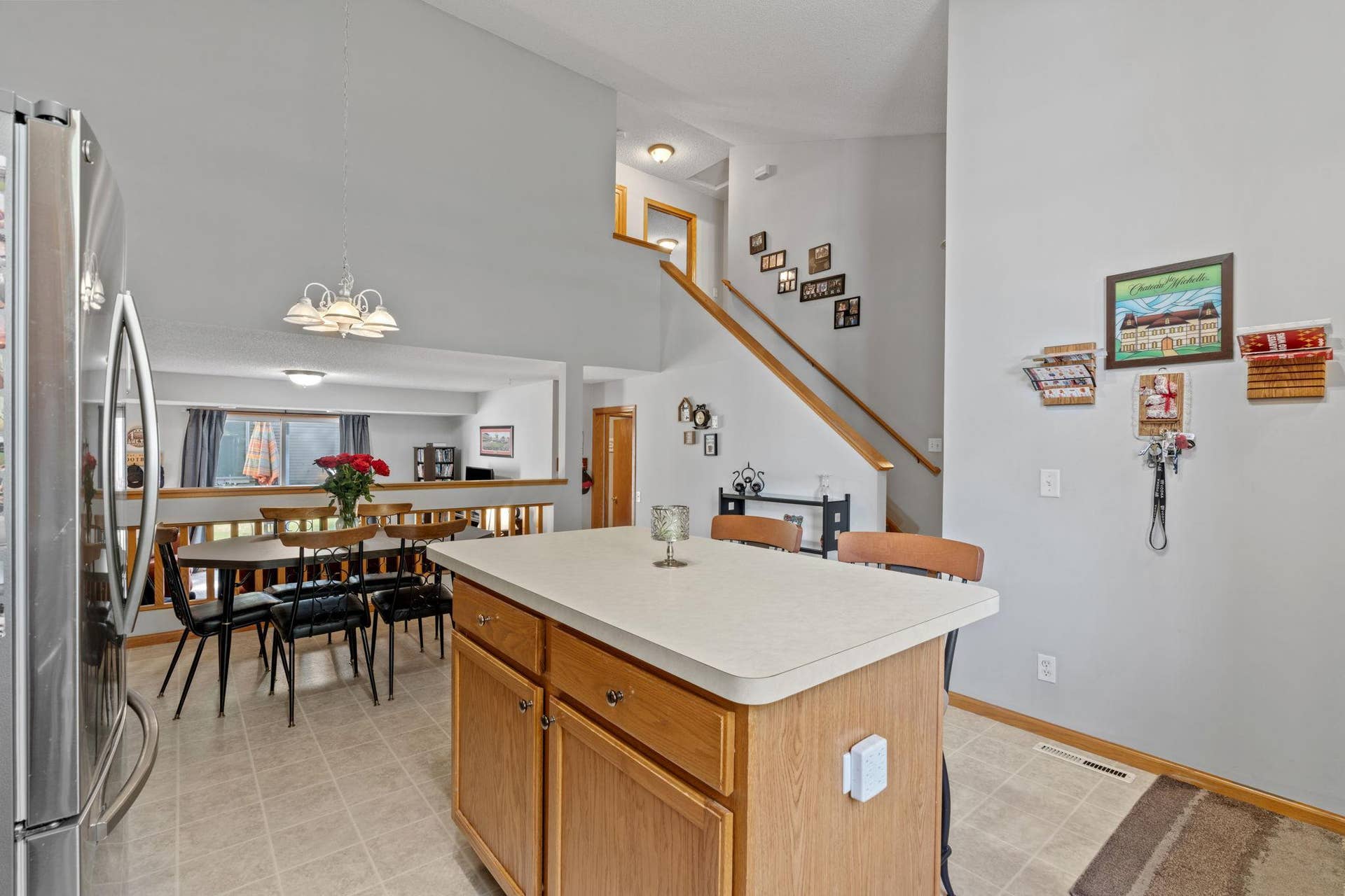 1585 Chartreux Avenue, Shakopee, MN 55379 1585 Chartreux Avenue, Shakopee, MN 55379